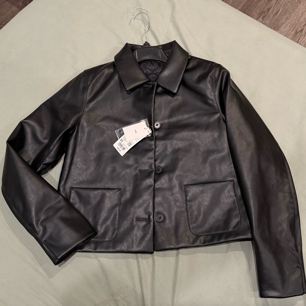 Coated short faux leather jacket, new tag, basic, high quality - Picture 2 of 7